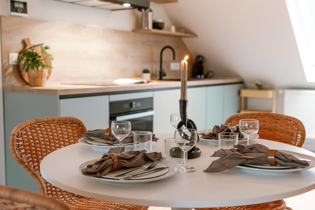 Huswell - Bright Duplex Close To The Sea *
